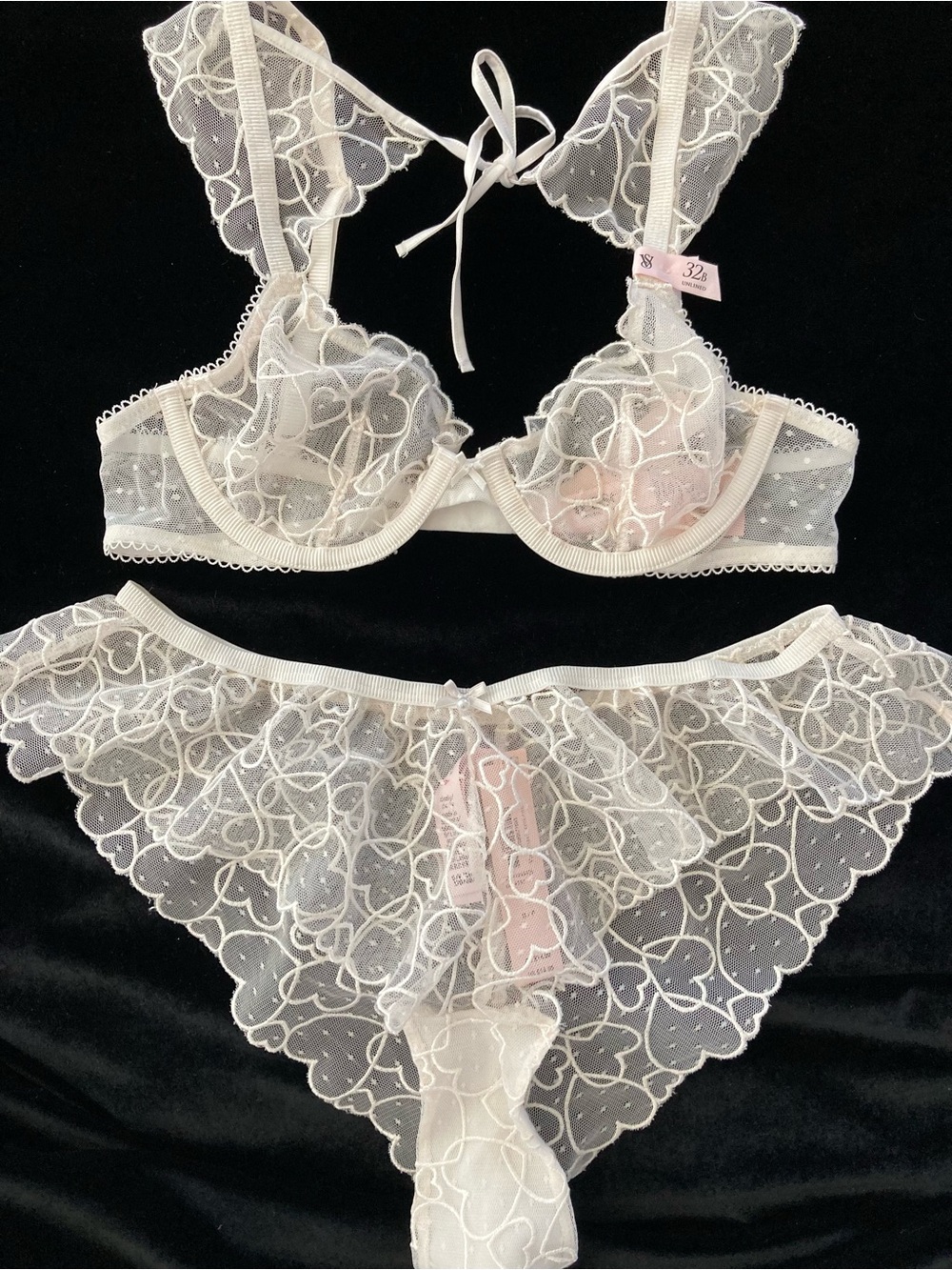 Victoria’s Secret TEASE 32B Unlined Demi & Cheeky Panty (S) Set Ivory Hearts NWT